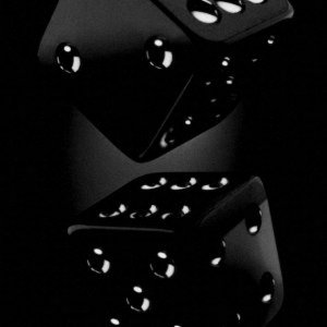 יצירות בשחור