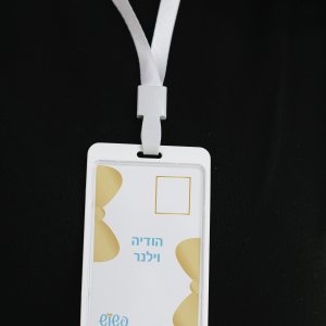 מוקאפ-כרטיס-עובד.jpg