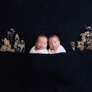 צילום מקצועי תאומים ניו בורן פוקוש- ילדים בפוקוס 0504129971 שושי