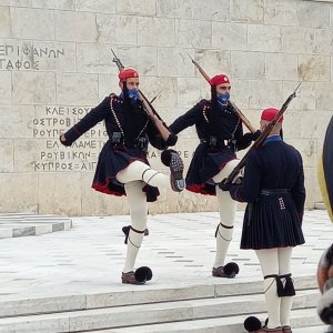 משמר הארמון באתונה