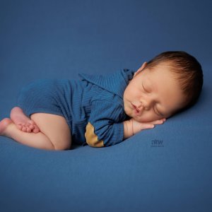 0504130218 אחוה (2).jpg